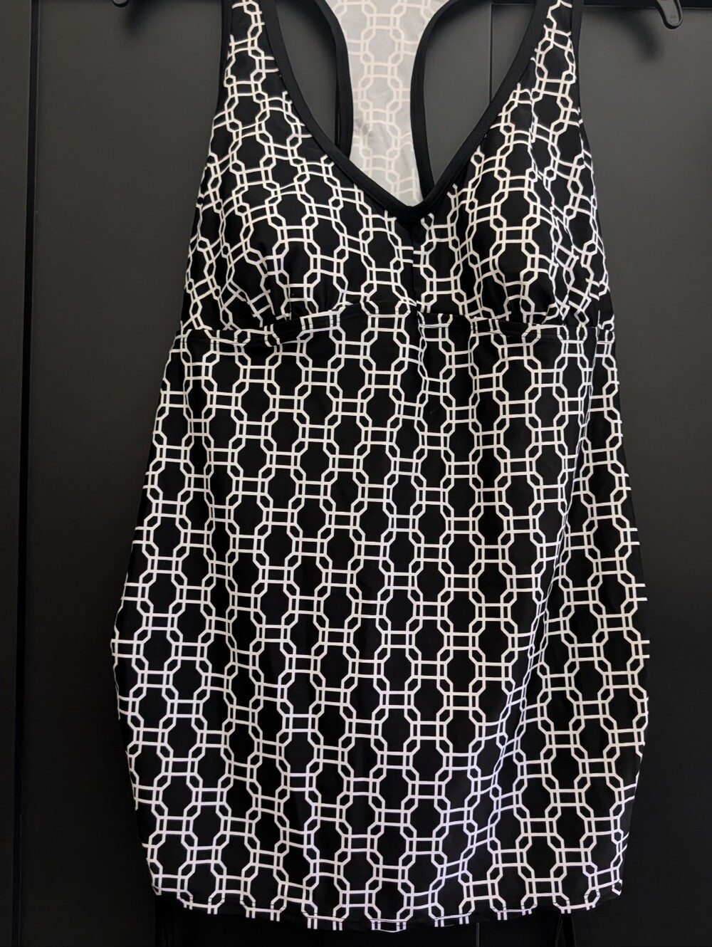 Maternity Swim Racerback Tankini Top Liz Lange Black & White Size Large New
